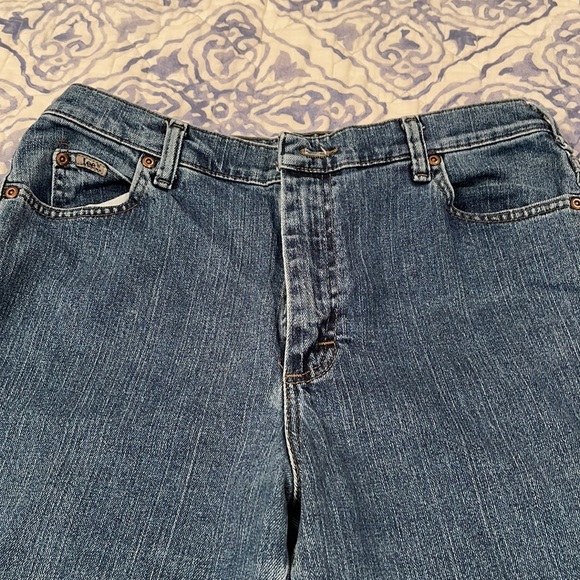 Jeans - Picture 2 of 5